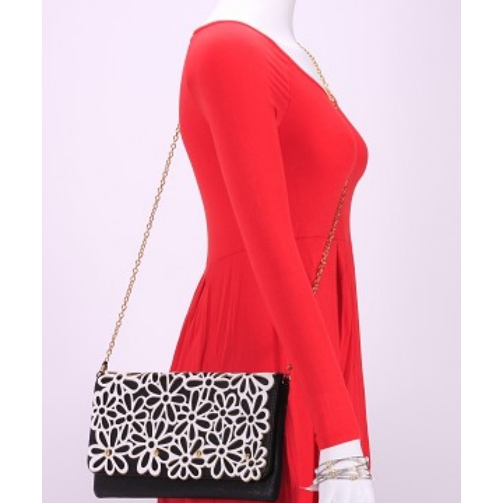 MoDA of NY LaserCut Daiseys 2 In 1 Clutch Or Shoulder Bag - Picture 6 of 9